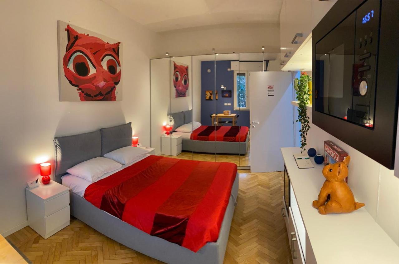 Tra Le Torri B&B - Ampia Stanza Privata In Appartamento Con Bagno Privato Accessibile Da Corridoio Болонья Экстерьер фото